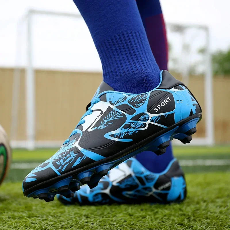 New Men Soccer Shoes Kids Cleats Grass Adult Professional Football Boots Ultralight Non-Slip Boys Training Shoes Drop 31-43